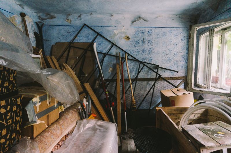 Garage Junk Hauling in Sacramento, CA